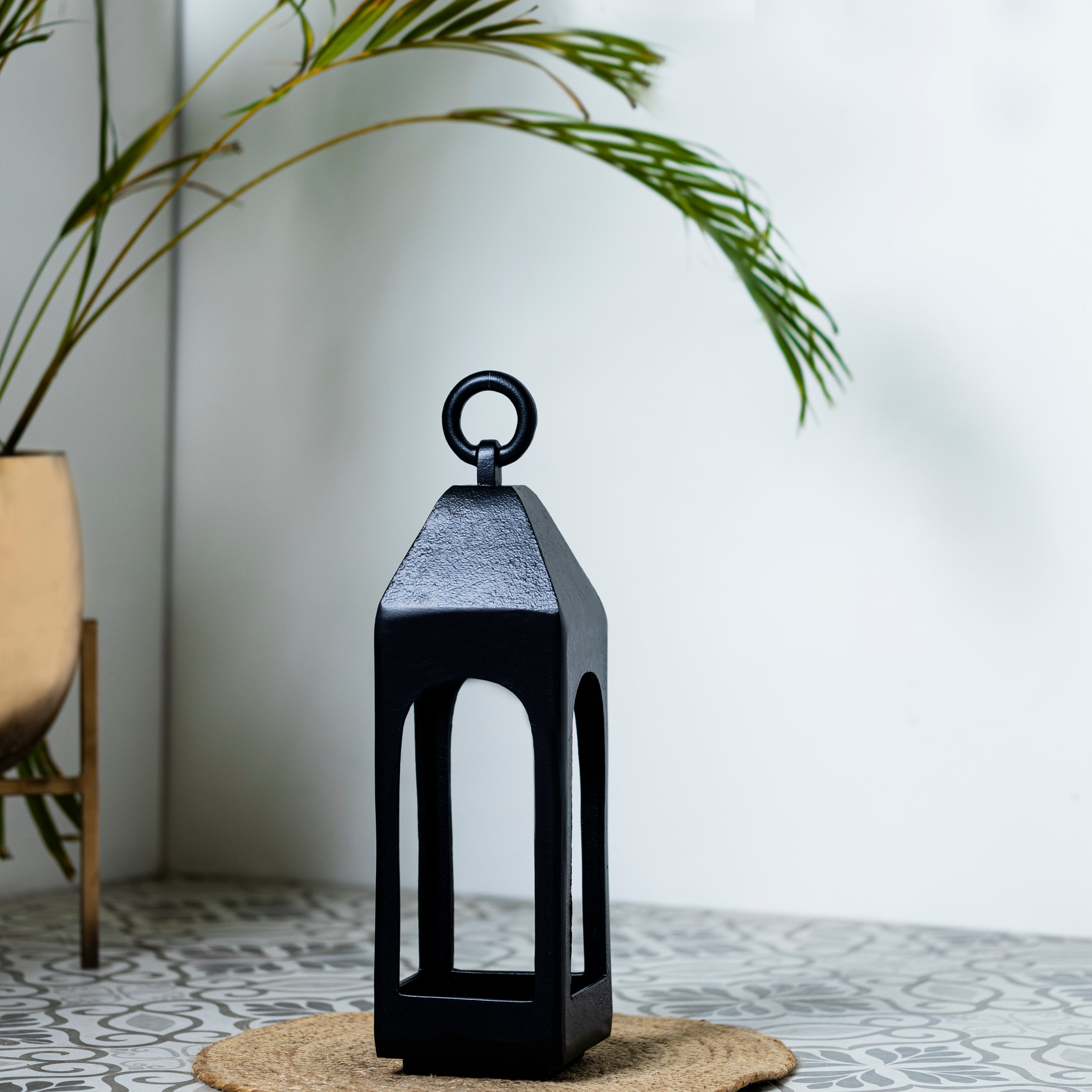 Black Midnight Lantern (Medium)